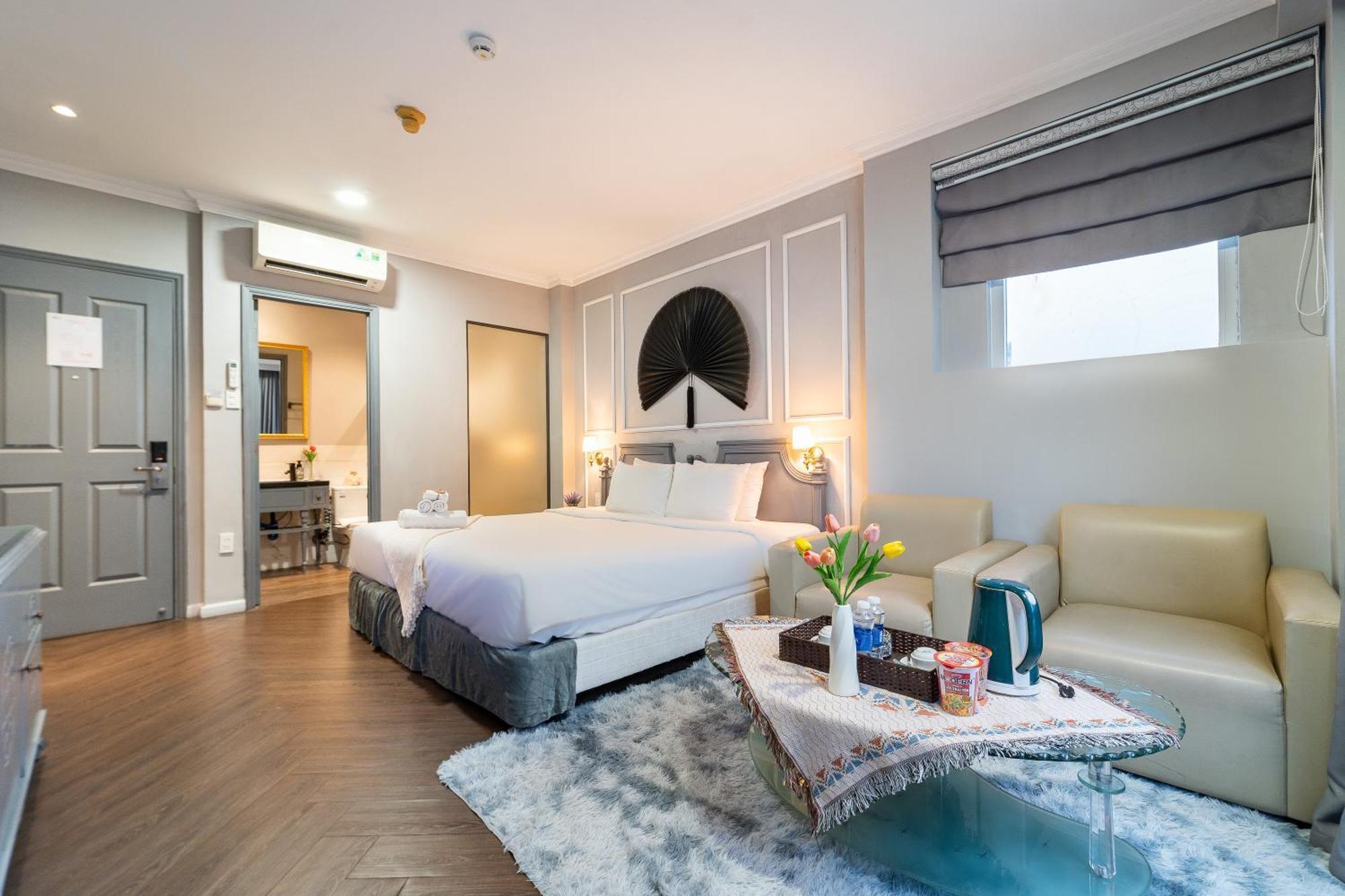 Sabina - Stellar Boutique 3*